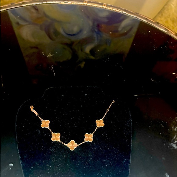 Titanium Gold Clover sparkling Gold Colored Bracelet - Picture 11 of 13